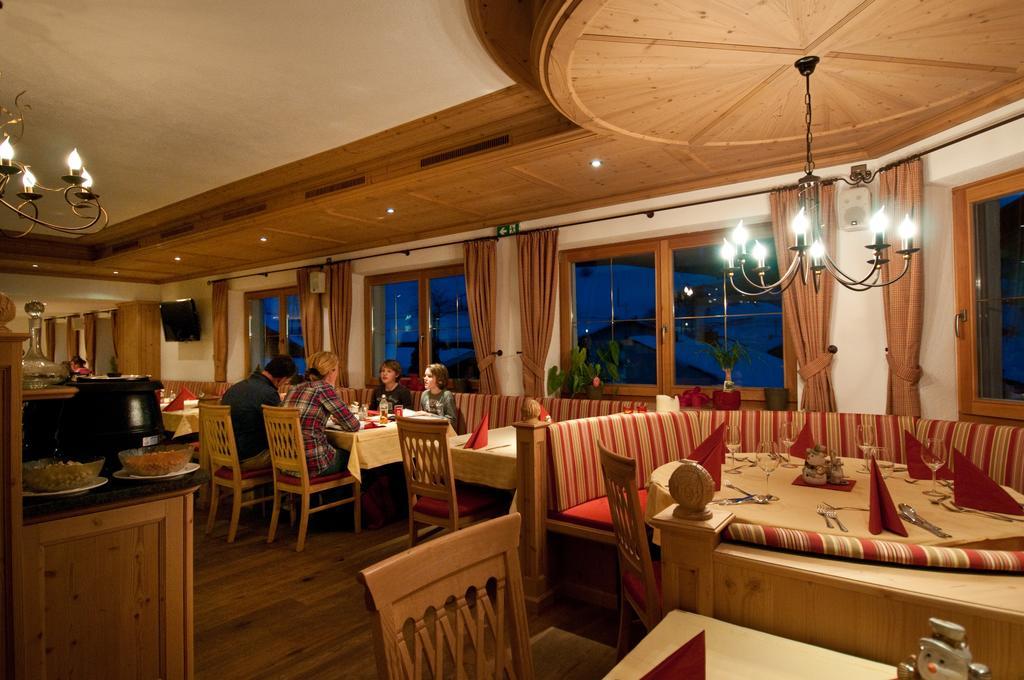 Gasthof Alpenblick Tobadill Luaran gambar
